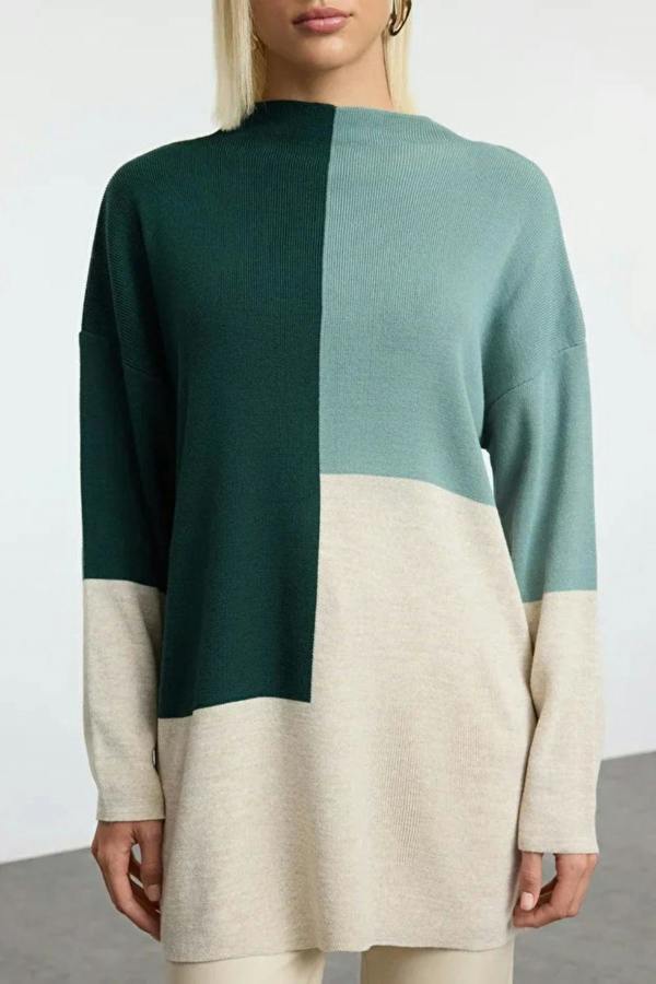 Hoxton Gal Blocked High Neck Knit Sweater