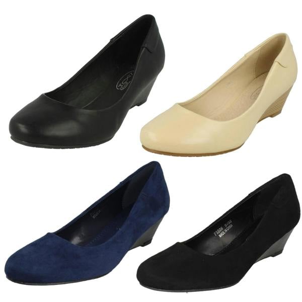 Spot On Ladies Spot On Low Wedge Court Shoes