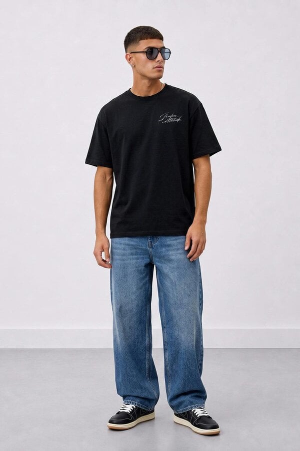 London Attitude Japanese Blossom Oversized Heavyweight T-Shirt