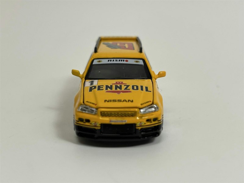 Pop Race Nissan Stagea Pennzoil 1:64 Scale PR640021