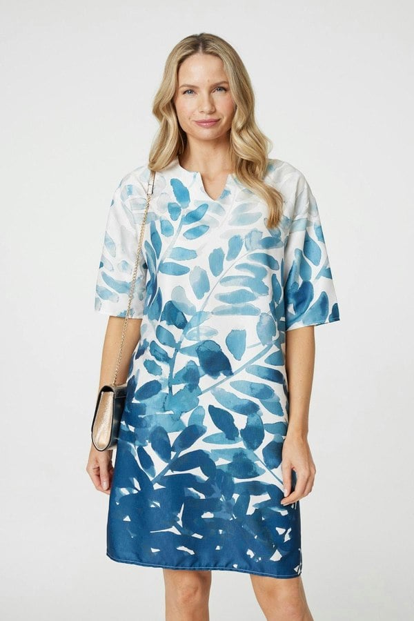 Blue | Leaf Print 3/4 Sleeve Relaxed Shift Dress : Model is 5'10"/178 cm and wears UK10/EU38/US6/AUS10