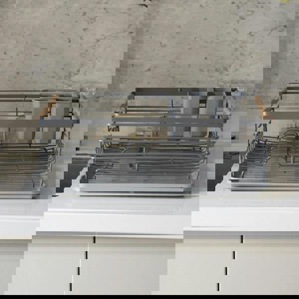 Living and Home Kitchen Metal Dish Drainer Rack Organizer Sink with Removable Drip Tray