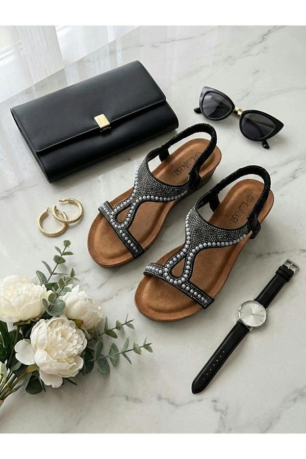 Violet Beaded Lattice Wedge Sandals - Black