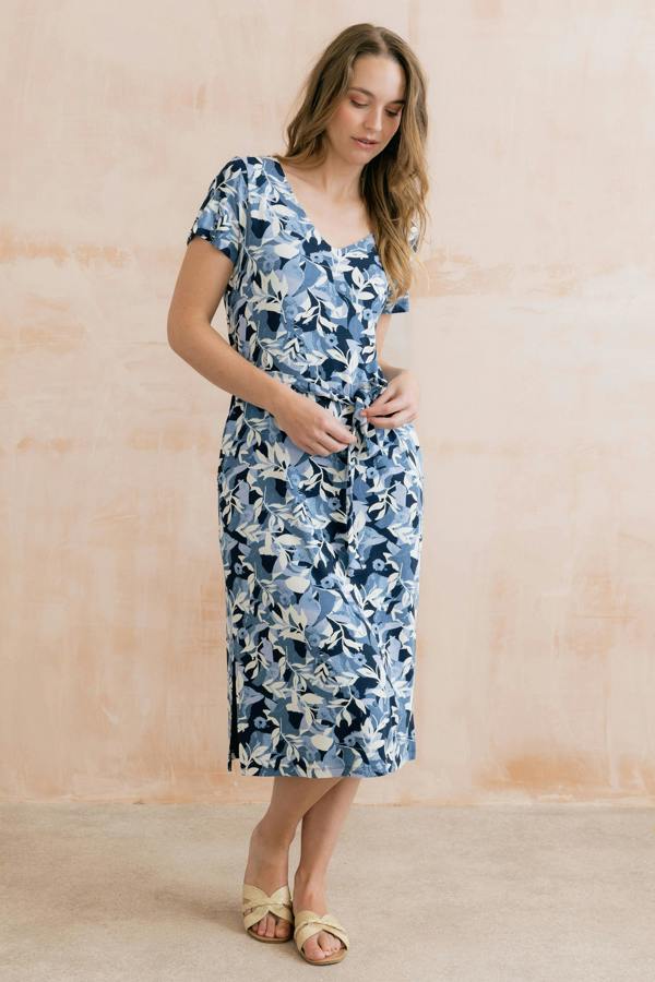 Lily & Me Weekend Jersey Printed T-Shirt Midi Dress Navy