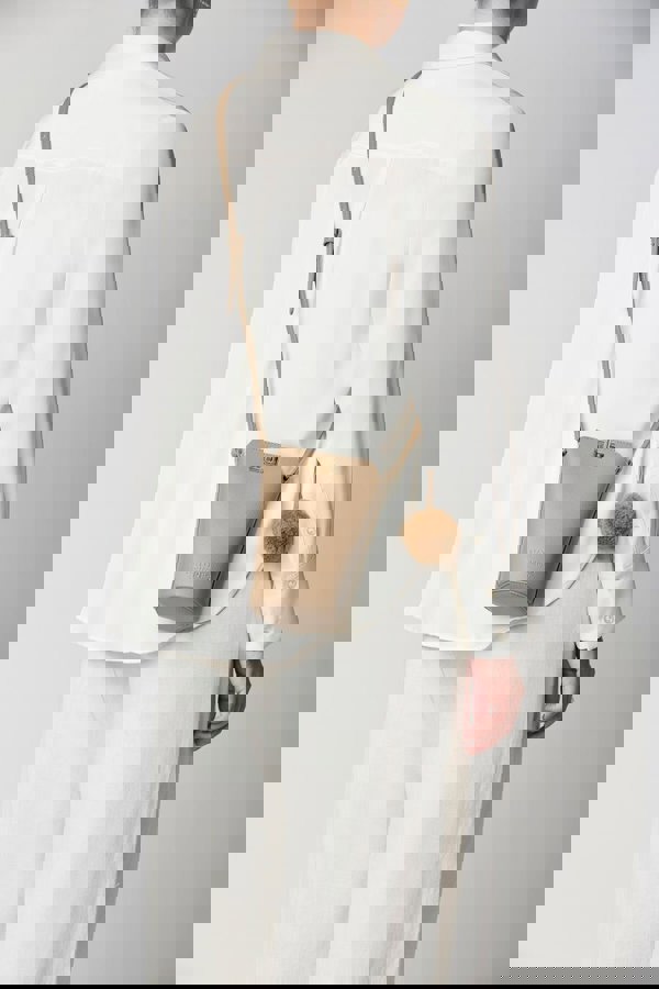 Adina Phonebag Beige