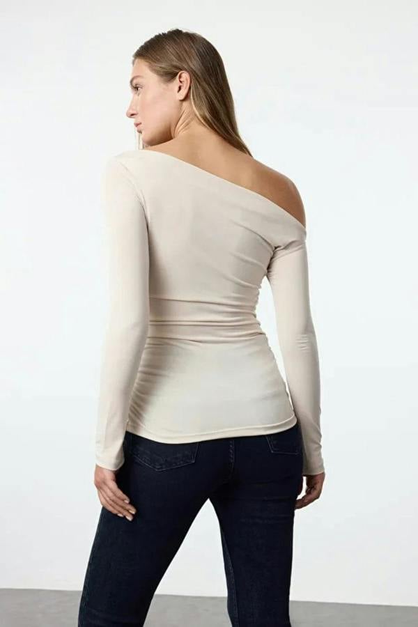 Hoxton Gal Draped/Gathered Detail Long-Sleeve Stretch Knit Fitted Blouse