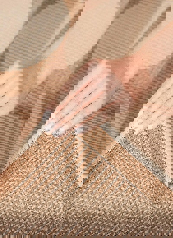 The Rugs Reversible Weatherproof Indoor-Outdoor Rug