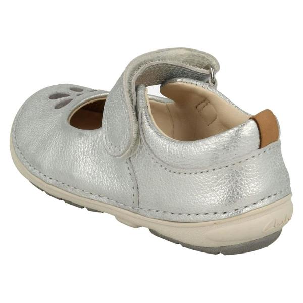 Clarks Girls Clarks First Walking Shoes Softly Eden