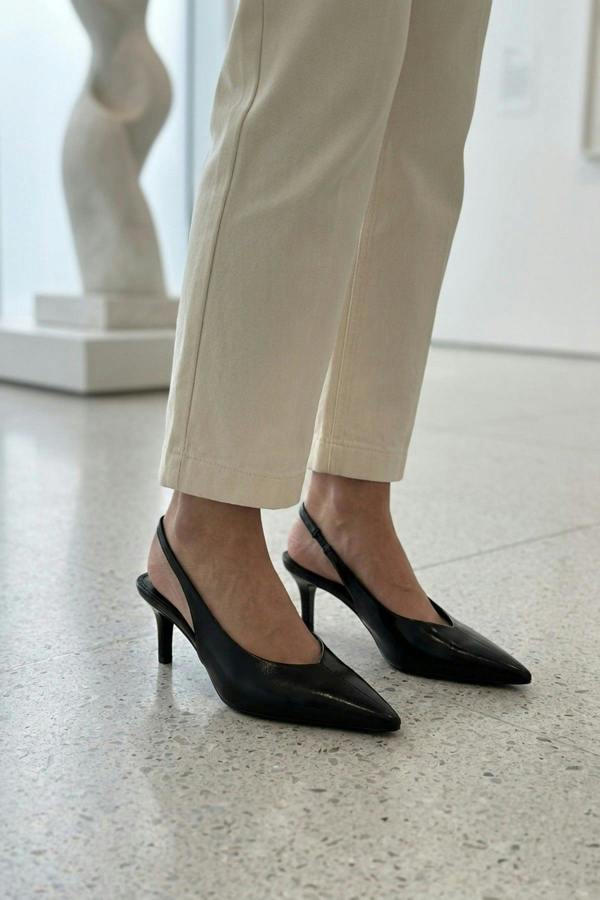ikrush Cordelia Pointed Toe Slingback Kitten Heels