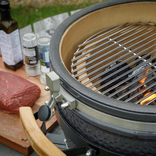 Dellonda DG158 Kamado Grills Action shot - coals on fire