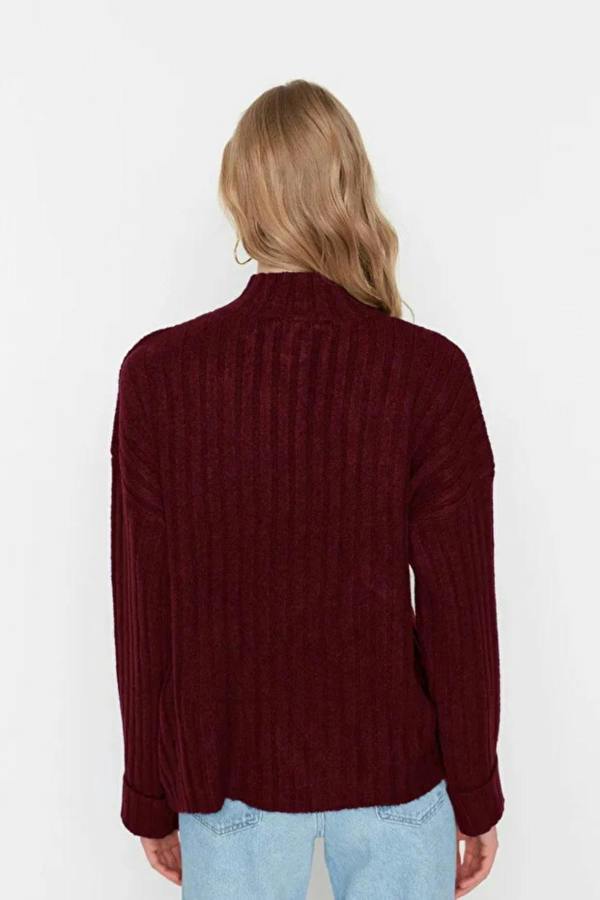 Hoxton Gal Oversized Soft-Textured High Neck Knit Top