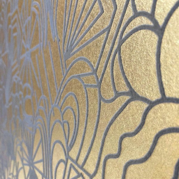Pop grey flock and gold detail