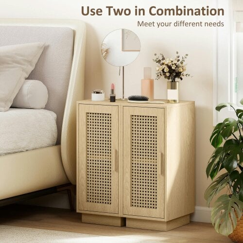 HOMCOM Set of 2 Bedside Tables with Rattan-Decor Door, Natural Wood Finish