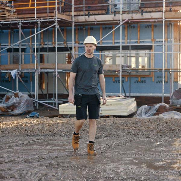 Whistler Stretch Shorts - Hi-Vis Trousers