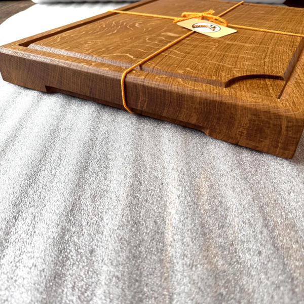 Giraffes & Craftz Extra Large Oak Carving Board