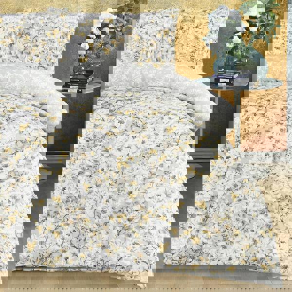 Smart Living Luxury Soft Reversible Elegant Blooms Complete Bedding Set - Green