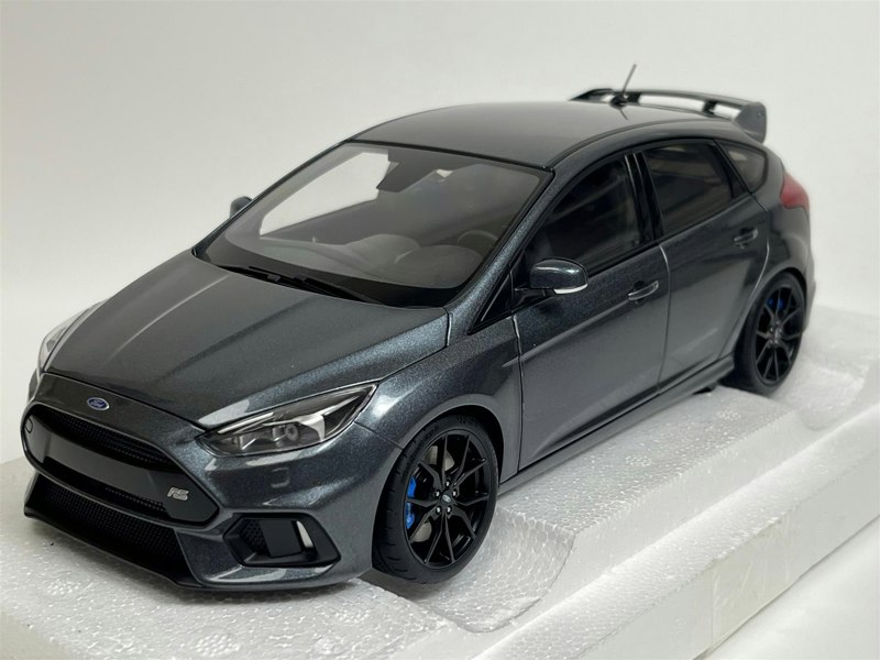 Auto Art Ford Focus RS 2016 Stealth Grey 1:18 Scale Autoart 72954