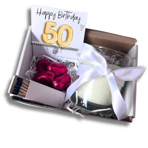 Aye Do Gifts Small 50th Birthday Gold Balloon Hamper | Candle, Bracelet, Chocolates