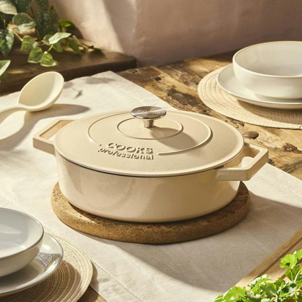 Cooks Professional 28cm Shallow Cast Iron Casserole | Ivory