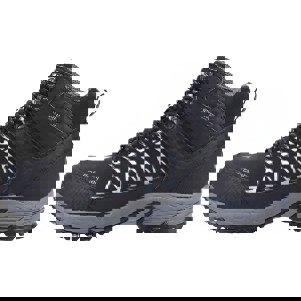 Cotswold model Abbeydale Mid Hiker Male in Black/Grey