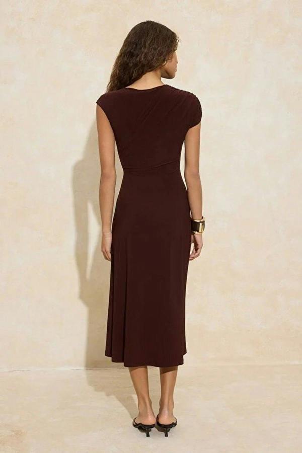 WOVCOR A-Line Ruched Midi Stretch Knit Dress