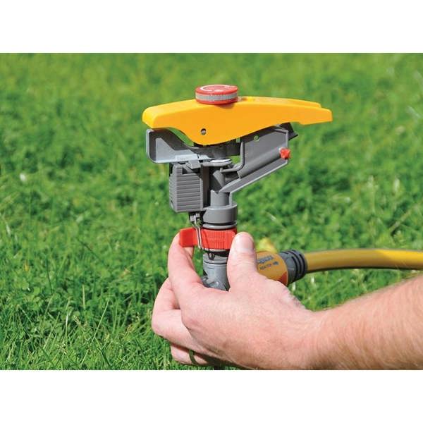 Hozelock 2550 Pulsating Sprinkler 450m - Multi Colour - 