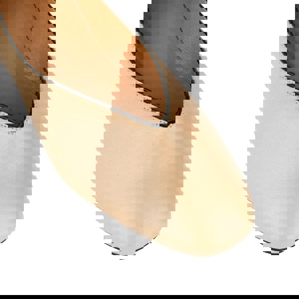 Embassy London Savoy - Cream - Women's Leather Ballet Pump