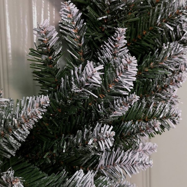 Samuel Alexander 60cm Snow Tip Christmas Wreath with 160 Bullet Tips