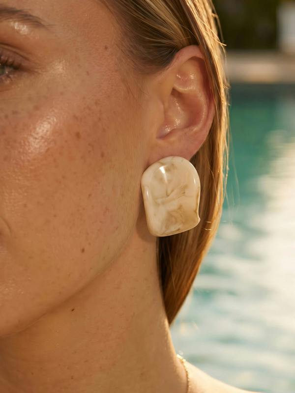 MUCHV Cream Marbled Resin Stud Earrings