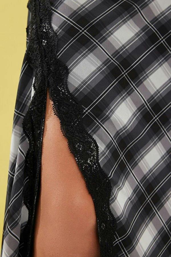 WOVCOR Elastic Skirt with Argyle Pattern & Tulle Lace Detail