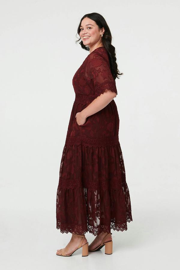 Red | Curve Floral Lace 1/2 Sleeve Maxi Dress
