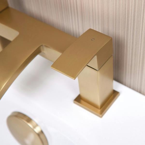 Flode Boras | Bath Filler | Brushed Brass