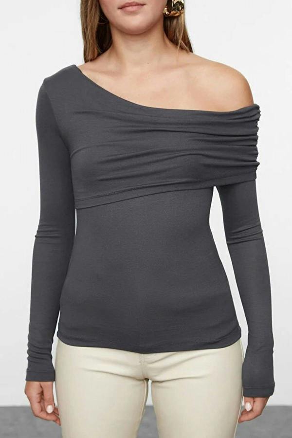 WOVCOR Asymmetrical Collar Flexible Knit Blouse