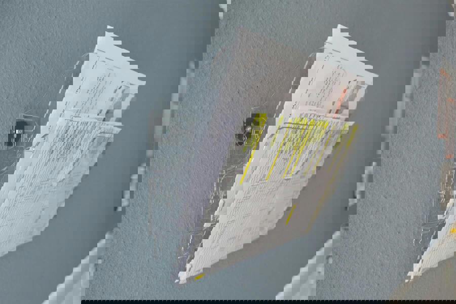 Durable A4 Magnetic Literature Holder | Dual Wall Display | FLEXIPLUS | Clear