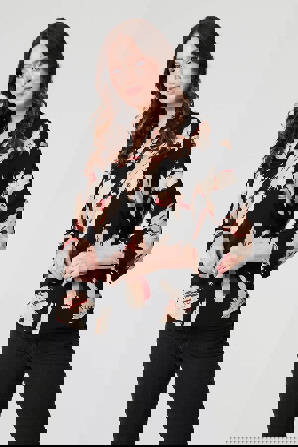 Black | Printed Collarless V-Neck Blouse