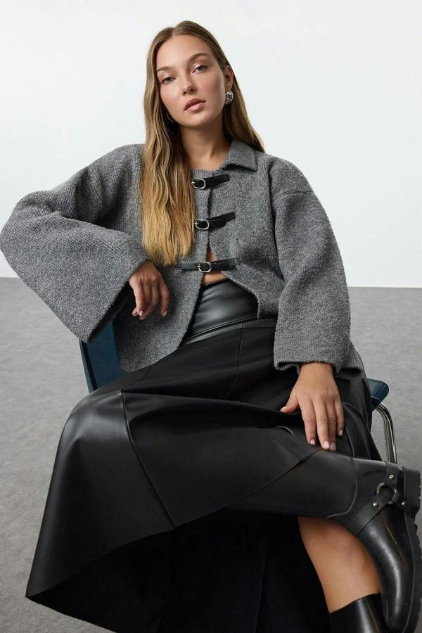 Hoxton Gal Soft-Textured Coat-Style Knit Cardigan