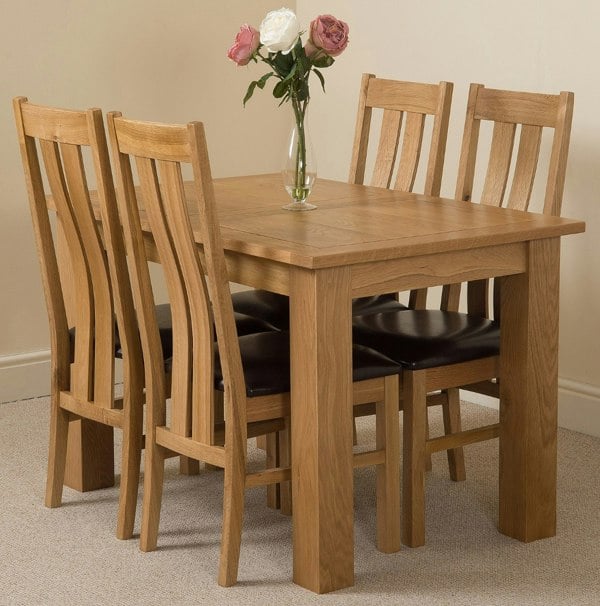 That's Furniture Hampton Small Oak Extending Dining Table with Princeton Oak Chairs