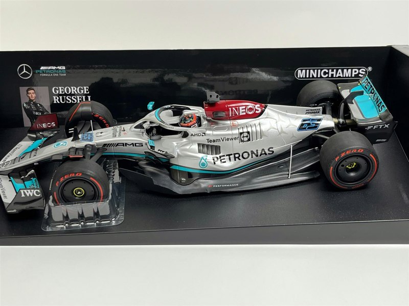 Minichamps George Russell #63 Mercedes AMG F1 Team Spanish GP 2022 1:18 Minichamps 110220063