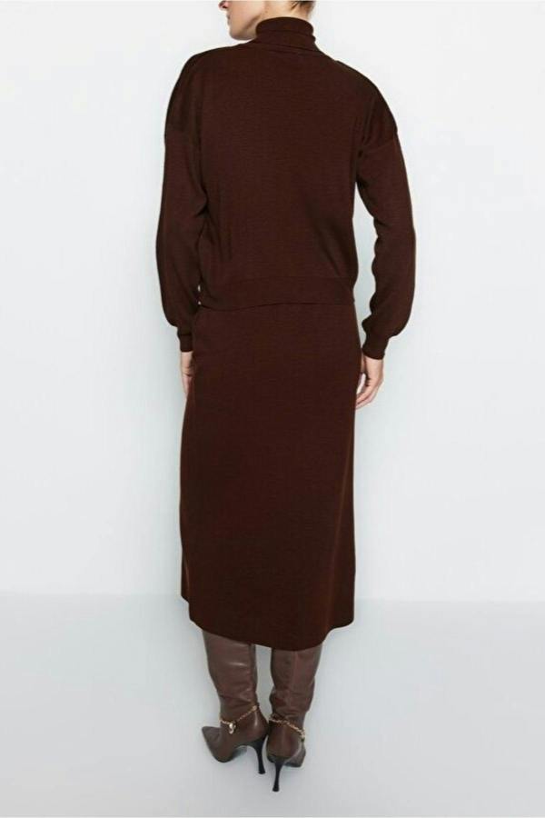 WOVCOR 2-Piece Knit Turtleneck Sweater & Skirt Set