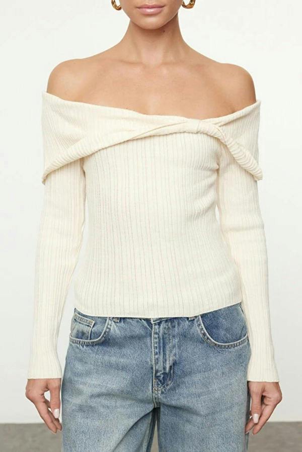 WOVCOR Carmen Collar Knit Sweater