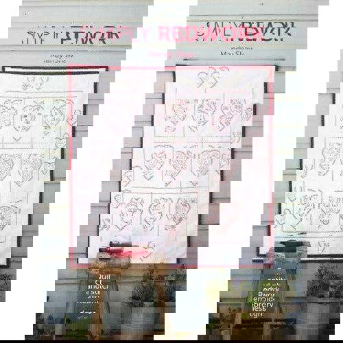 Simply Redwork - Quilt And Stitch Redwork Embroidery Designs - books 4 people