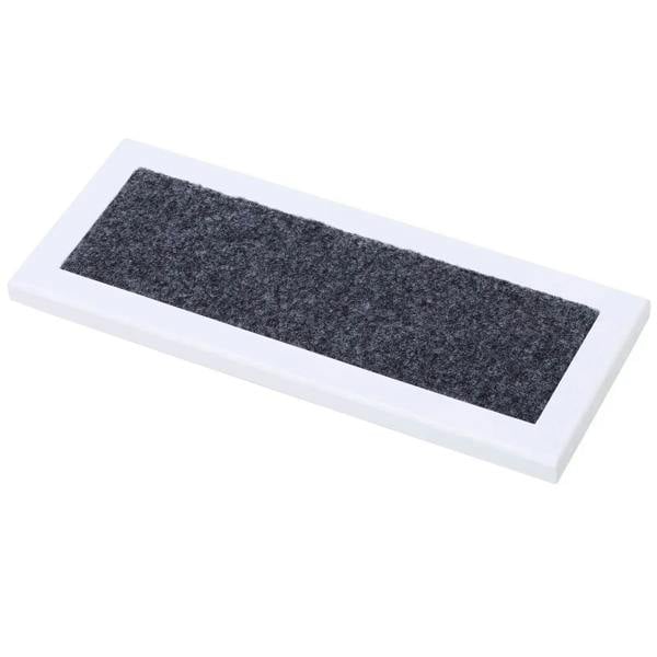 Single white top step of 3-step pet stairs with dark carpet non-slip tread