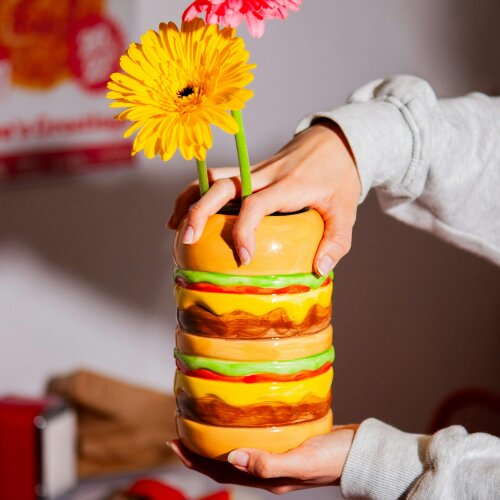 Love Frankie Burger Vase