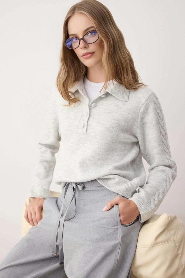 WOVCOR Soft-Textured Knit Sweater with Hair Knitting Detail