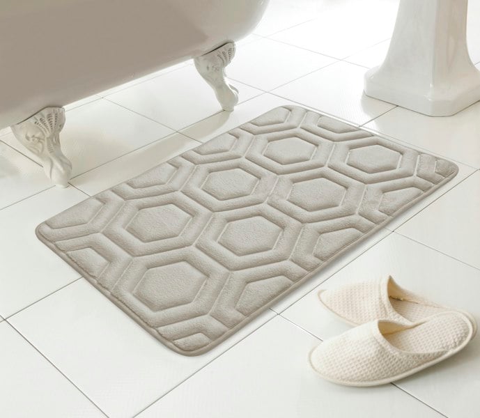 Country Club Geo Design Natural Bath Mat