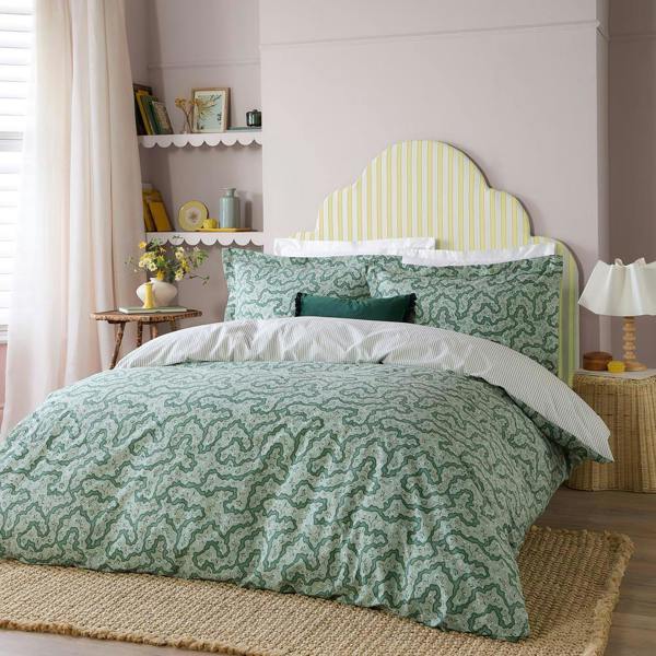 Wylder Brianna Reversible Cotton Floral Duvet Cover Set - Tarragon - 