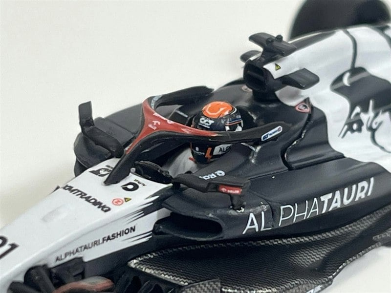 Mini GT Nyck de Vries AlphaTauri AT04 #21 2023 F1 Australian GP 1:64 Mini GT MGT00727L