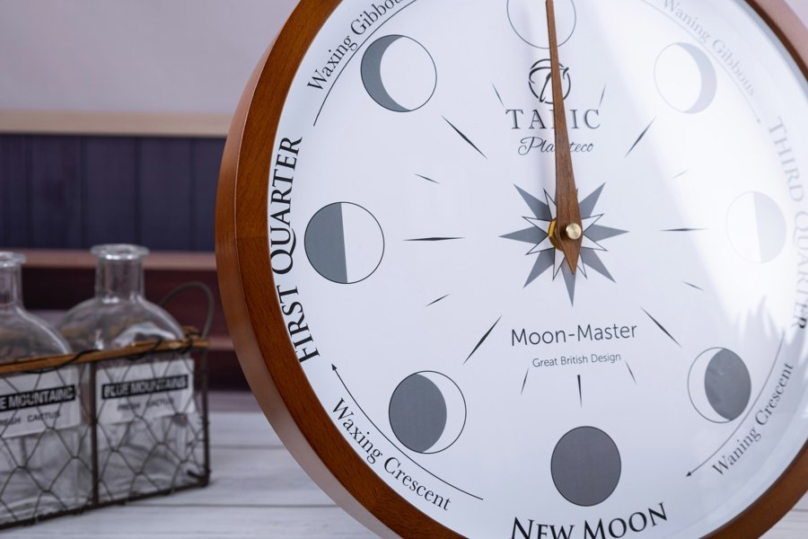 Tabic Moon Phase clock - Planeteco Moon Master, accurate lunar tracking