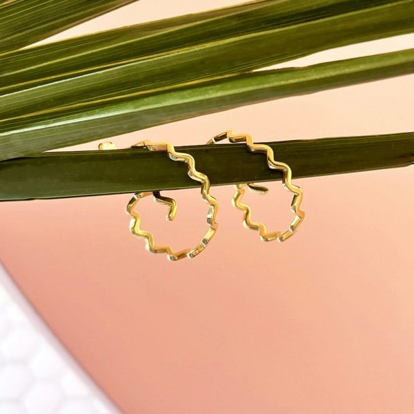 Spiral zig zag hoops. Gold Vermeil hoop earrings by LENAE.