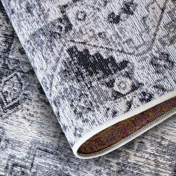 The Rugs Vintage Geometric Indoor-Outdoor Rug